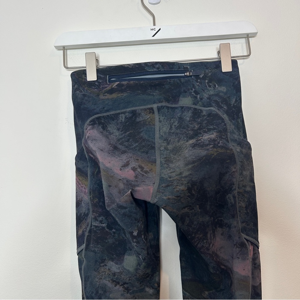 Lululemon Speed Up Tight *Full-On Luxtreme 28" Leggings Radiant Multi size 2 - Picture 7 of 9